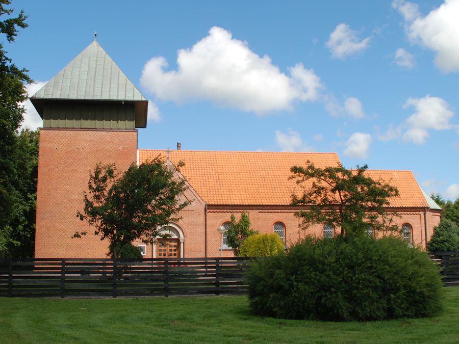 Badskr Kirke, Hrby Sogn, Frederikshavn Provsti