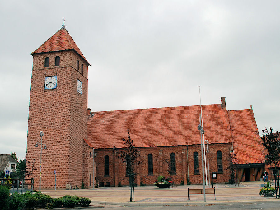 Brønderslev Kirke, Brønderslev Provsti