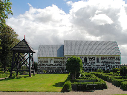 Sk�rum Kirke, Frederikshavn Provsti