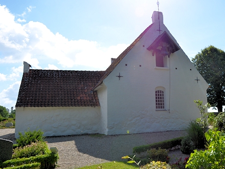 Alr� Kirke,  Odder Provsti. All � copyright Jens Kinkel