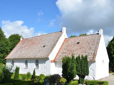 Alr� Kirke,  Odder Provsti. All � copyright Jens Kinkel