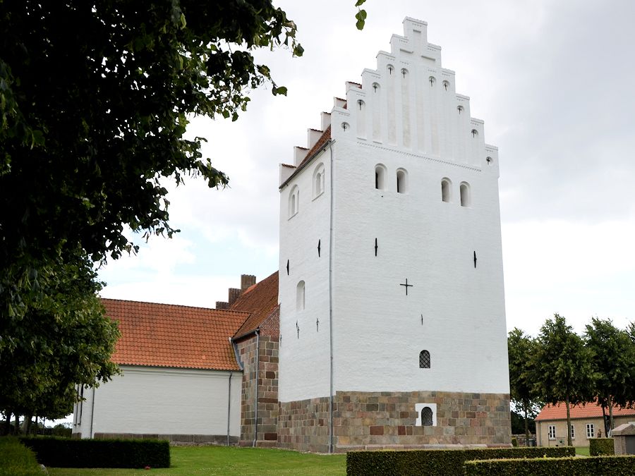 Gosmer Kirke,  Odder Provsti. All  copyright Jens Kinkel