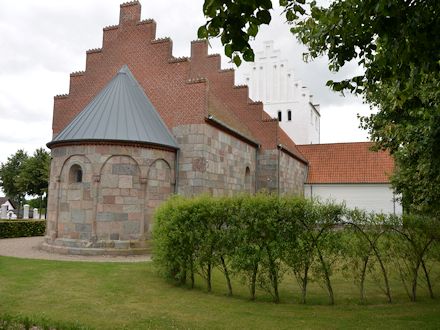 Gosmer Kirke,  Odder Provsti. All  copyright Jens Kinkel