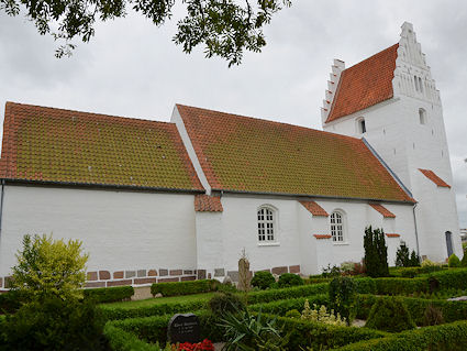Revninge Kirke, Kerteminde Provsti. All © copyright Jens Kinkel