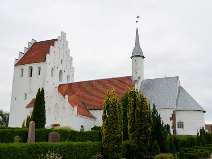 Ullerslev Kirke, Keerteminde Provsti. All © copyright Jens Kinkel