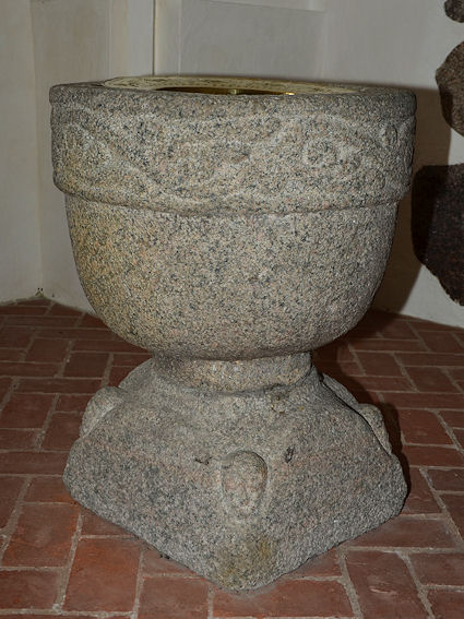 Ellested Kirke, Nyborg Provsti. All � copyright Jens Kinkel