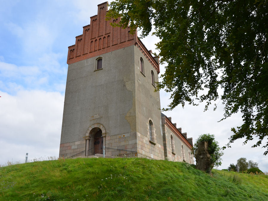 Herrested Kirke, Nyborg Provsti. All � copyright Jens Kinkel