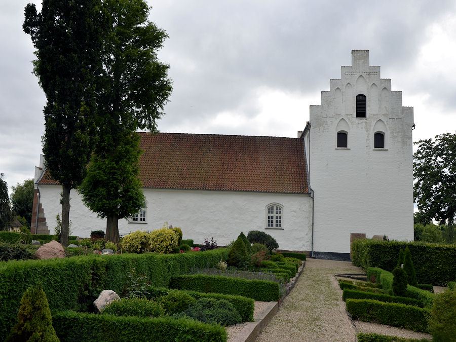 �rb�k Kirke, Nyborg Provsti. All � copyright Jens Kinkel