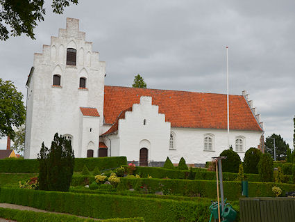�rb�k Kirke, Nyborg Provsti. All � copyright Jens Kinkel