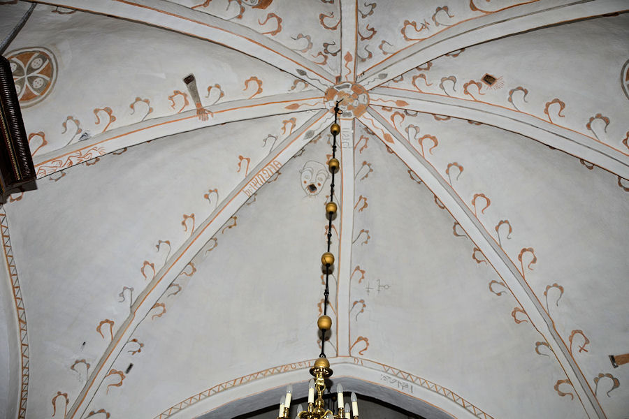 �rb�k Kirke, Nyborg Provsti. All � copyright Jens Kinkel