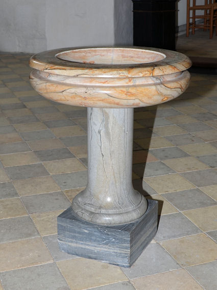 Vindinge Kirke, Nyborg Provsti. All � copyright Jens Kinkel