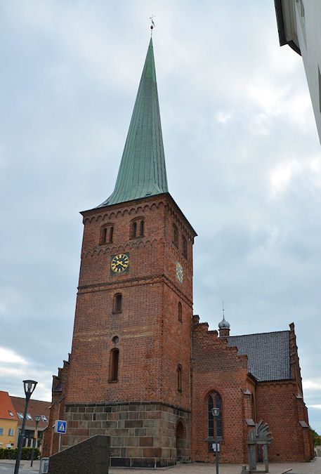 Vor Frue Kirke, Nyborg Provsti. All � copyright Jens Kinkel