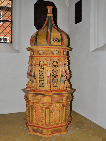 Vor Frue Kirke, Nyborg Provsti. All � copyright Jens Kinkel