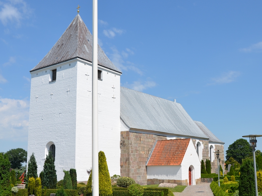 Hvirring Kirke  Hedensted Provsti. All © copyright Jens Kinkel