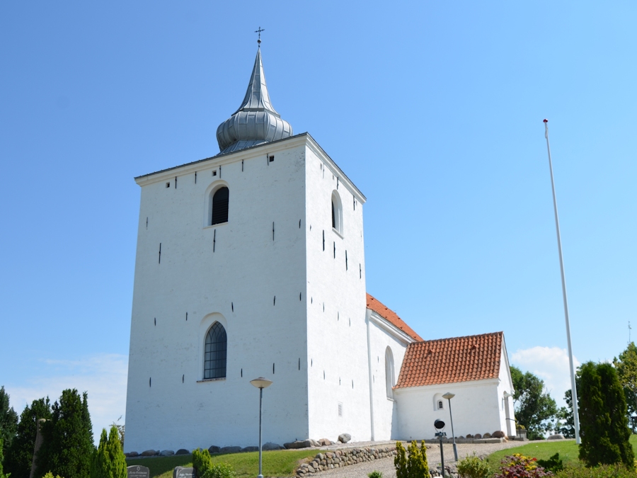 �lsted Kirke,  Hedensted Provsti. All � copyright Jens Kinkel