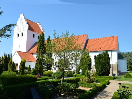 R�rup Kirke,  Hedensted Provsti. All � copyright Jens Kinkel