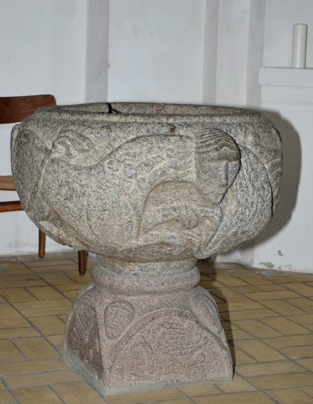 R�rup Kirke,  Hedensted Provsti. All � copyright Jens Kinkel