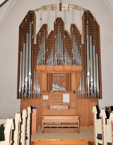 R�rup Kirke,  Hedensted Provsti. All � copyright Jens Kinkel