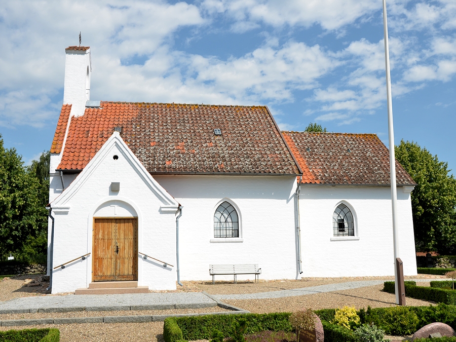 Store Dalby Kirke,  Hedensted Provsti. All © copyright Jens Kinkel