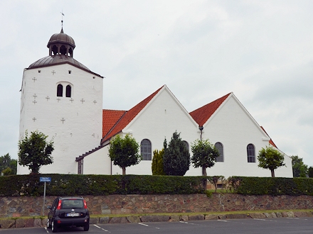 Tørring Kirke,  Hedensted Provsti. All © copyright Jens Kinkel