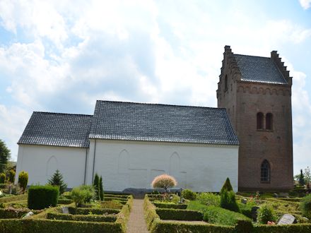H�jen Kirke,  Vejle Provsti. All � copyright Jens Kinkel