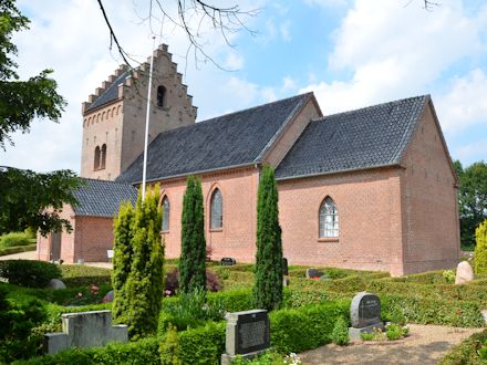 H�jen Kirke,  Vejle Provsti. All � copyright Jens Kinkel