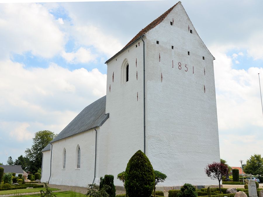 Jerlev Kirke,  Vejle Provsti. All © copyright Jens Kinkel