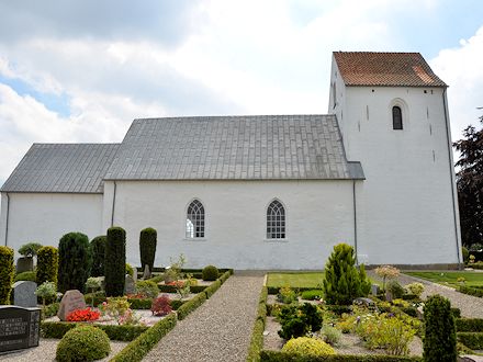 Jerlev Kirke,  Vejle Provsti. All © copyright Jens Kinkel