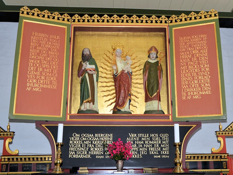 �ster Starup Kirke,  Vejle Provsti. All � copyright Jens Kinkel
