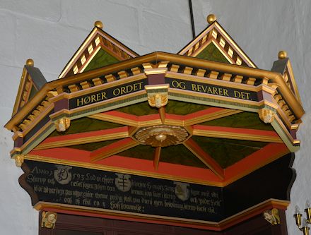 �ster Starup Kirke,  Vejle Provsti. All � copyright Jens Kinkel