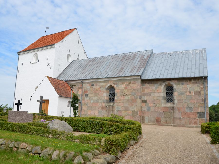 Vinding Kirke,  Vejle Provsti. All © copyright Jens Kinkel