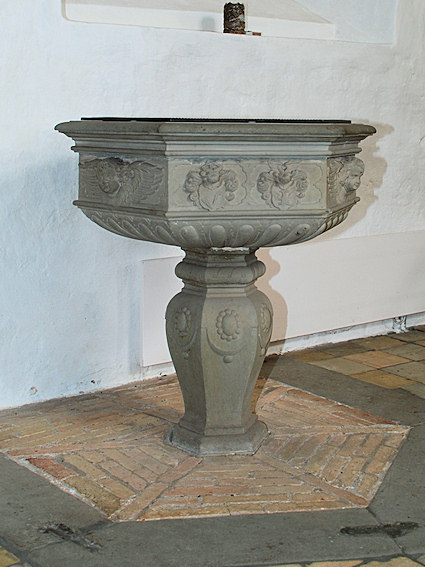 Annisse Kirke, Frederiksv�rk Provsti. All � copyright Jens Kinkel