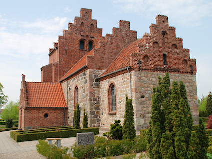 Blovstr�d Kirke, Hiller�d Provsti. All � copyright Jens Kinkel