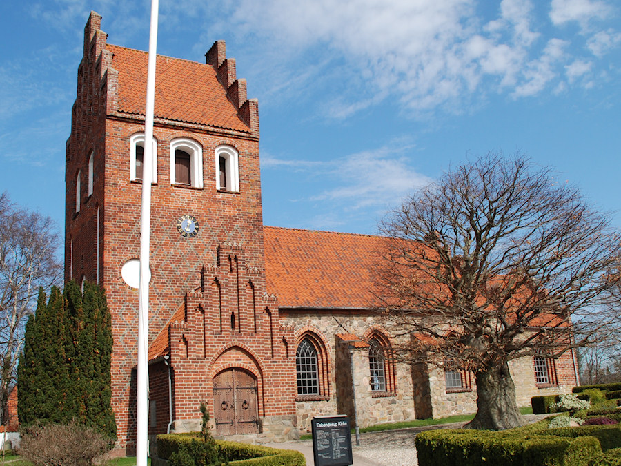 Esb�nderup Kirke, Frederiksv�rk Provsti. All � copyright Jens Kinkel