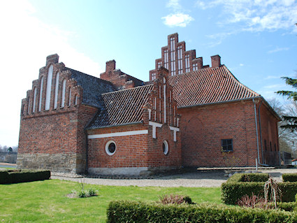 Esb�nderup Kirke, Frederiksv�rk Provsti. All � copyright Jens Kinkel