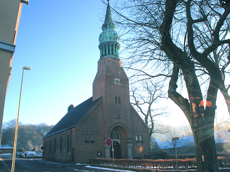 Frederiksværk Kirke,Frederiksværk Provsti. All © copyright Jens Kinkel