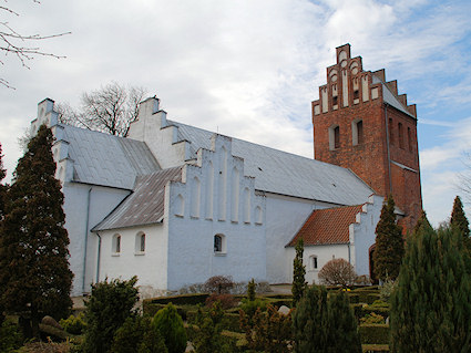 Gr�sted Kirke, Frederiksv�rk Provsti. All � copyright Jens Kinkel