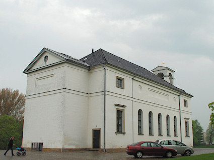 H�rsholm Kirke, Fredensborg Provsti. All � copyright Jens Kinkel