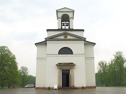 Hørsholm Kirke, Fredensborg Provsti. All © copyright Jens Kinkel