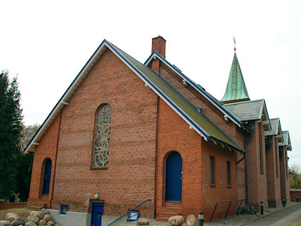 Humlebæk Kirke, Fredensborg Provsti. All © copyright Jens Kinkel
