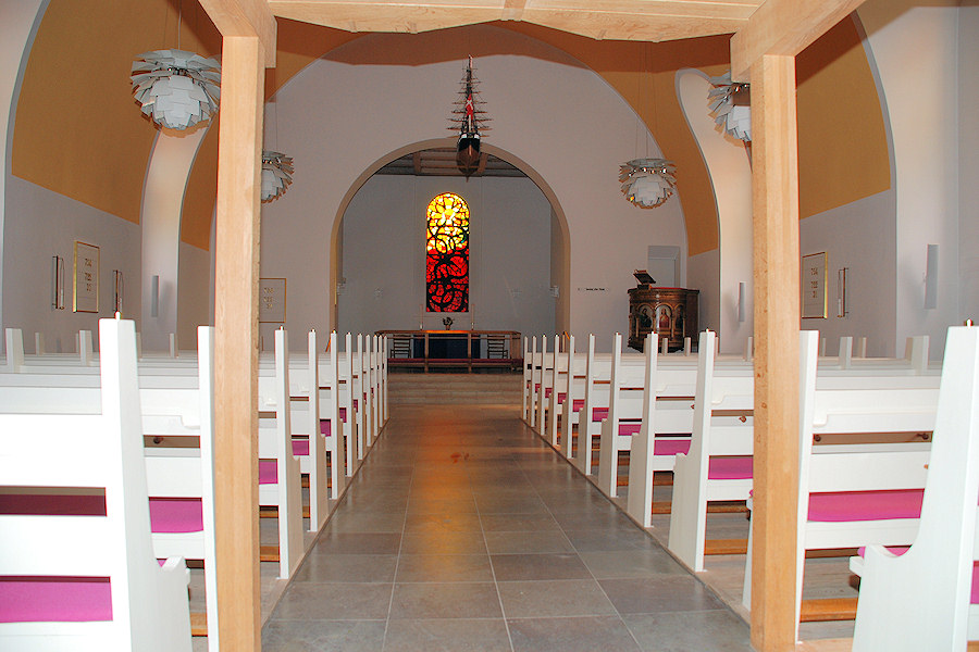 Humleb�k Kirke, Fredensborg Provsti. All � copyright Jens Kinkel