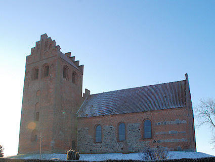 Kregme Kirke, Frederiksværk Provsti. All © copyright Jens Kinkel