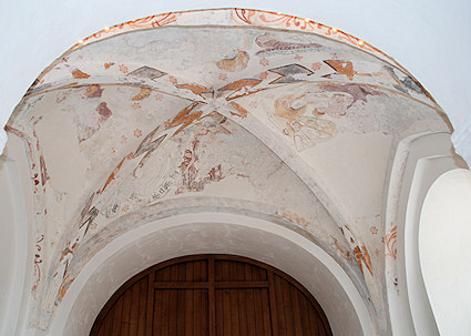 Liller�d Kirke, Hiller�d Provsti. All � copyright Jens Kinkel