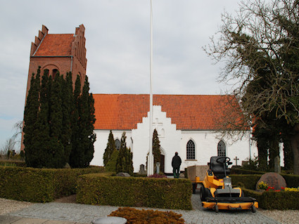 Mårum Kirke, Frederiksværk Provsti. All © copyright Jens Kinkel
