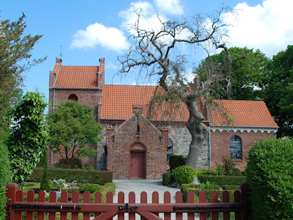 Slagslunde Kirke, Frederikssund Provsti. All � copyright Jens Kinkel