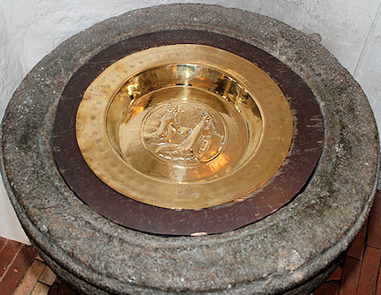 Snostrup Kirke, Frederikssund Provsti