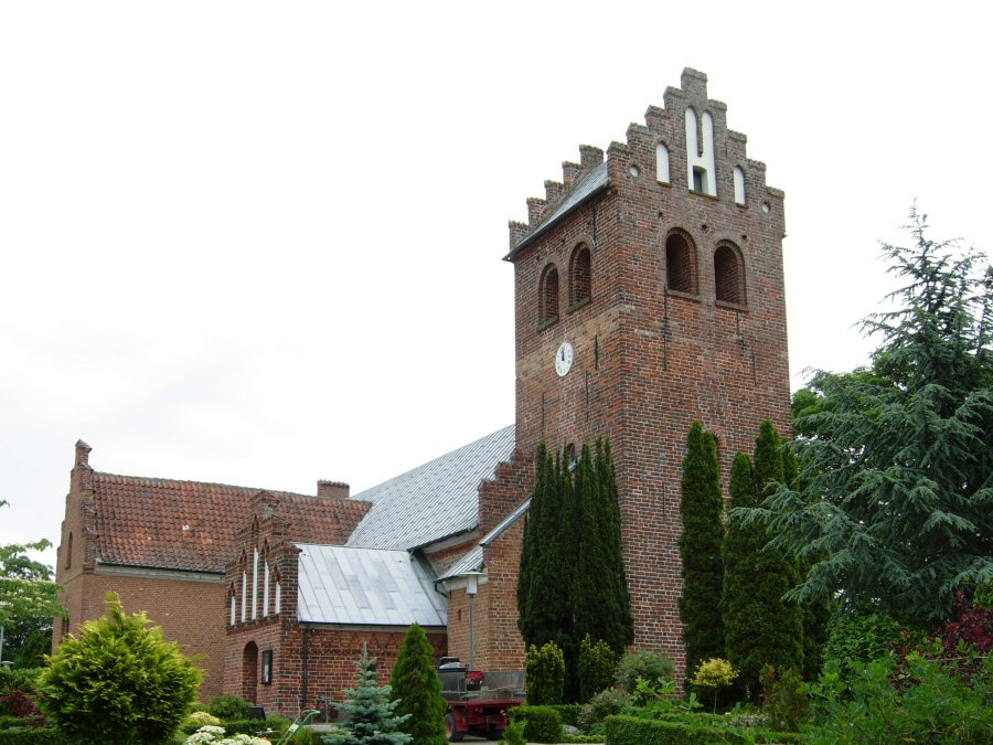 Stenl�se Kirke