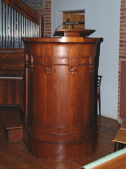 Uller�d Kirke, Hiller�d Provsti. All � copyright Jens Kinkel