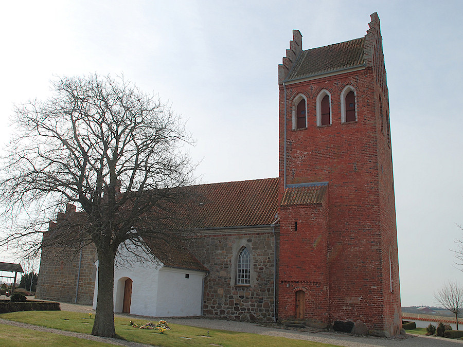 Valby Kirke, Frederiksv�rk Provsti. All � copyright Jens Kinkel