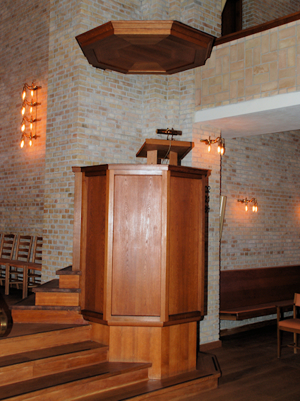 Helleruplund Kirke, Gentofte Provsti. All © copyright Jens Kinkel